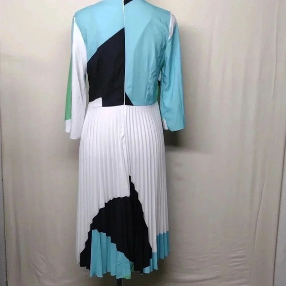 Closet London Stunning New Wrap Dress Size 10 - Geometric Flowy Design - Picture 11 of 15